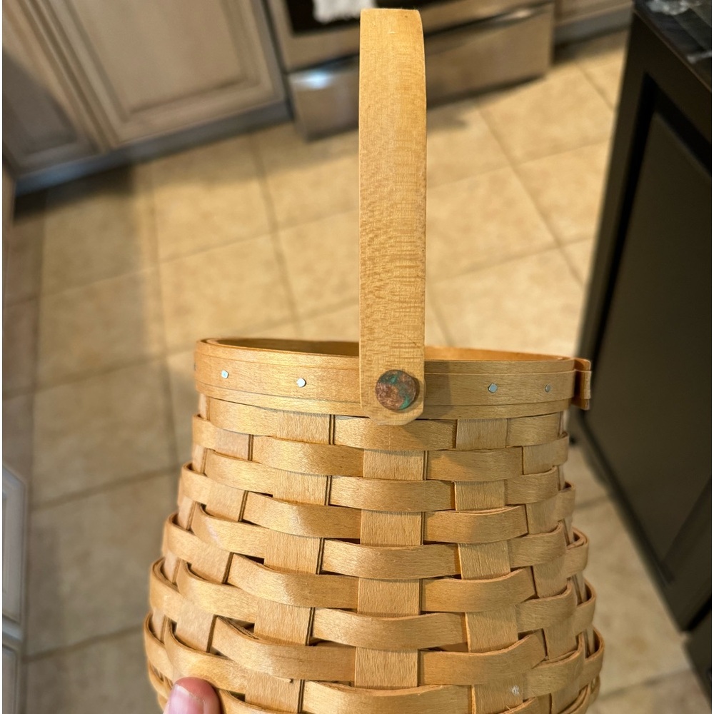 American traditions basket